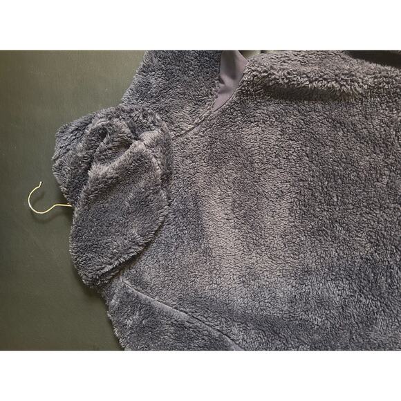 Nike Fuzzy Sherpa Teddy Bear Hoodie Pullover Women Size Small Athletic - Picture 8 of 8